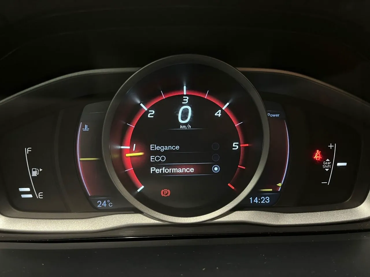 Vehicle image 17