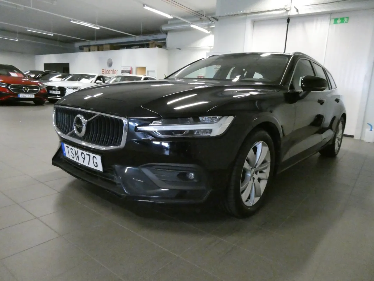 Vehicle image 8