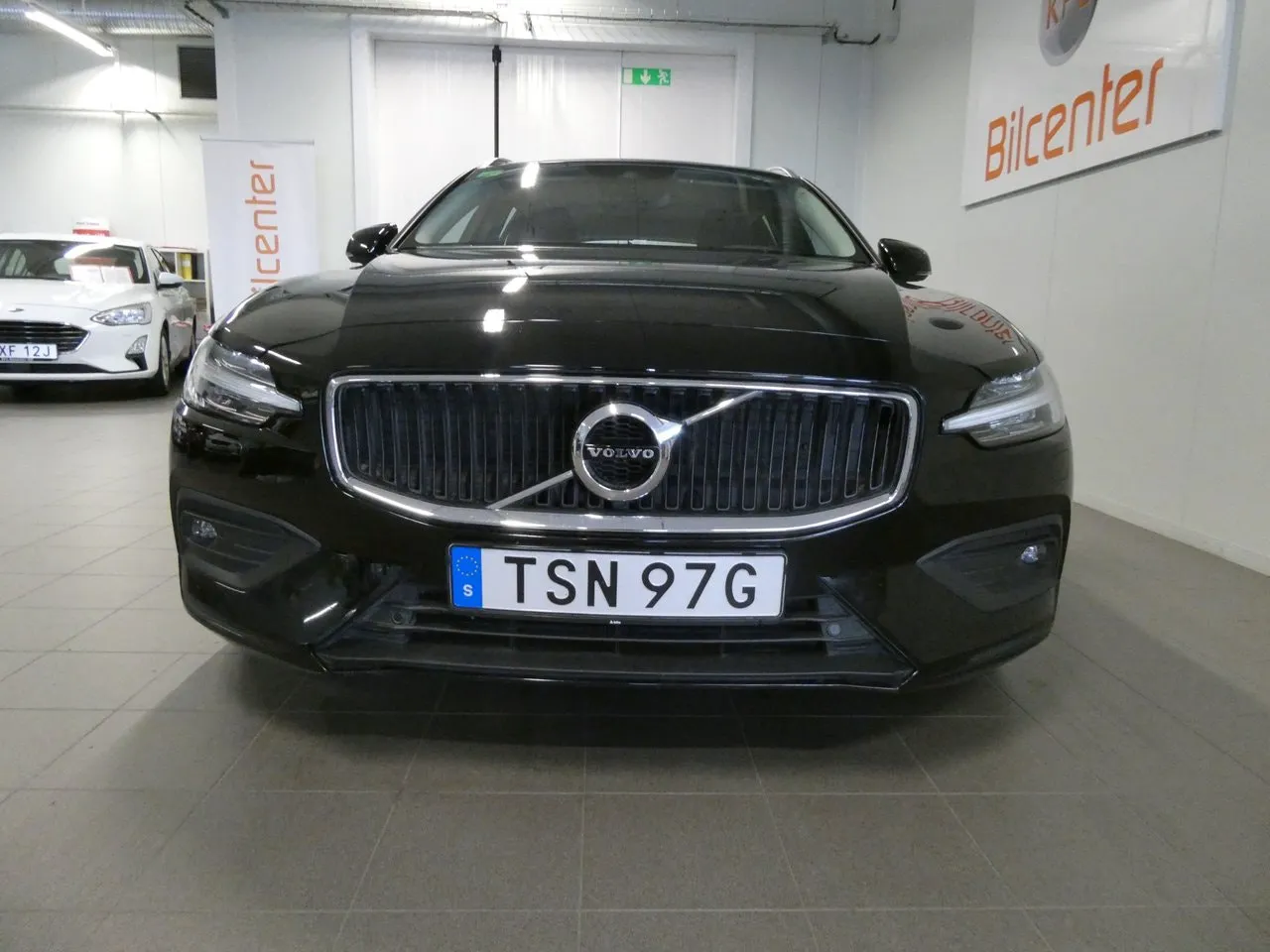 Vehicle image 9