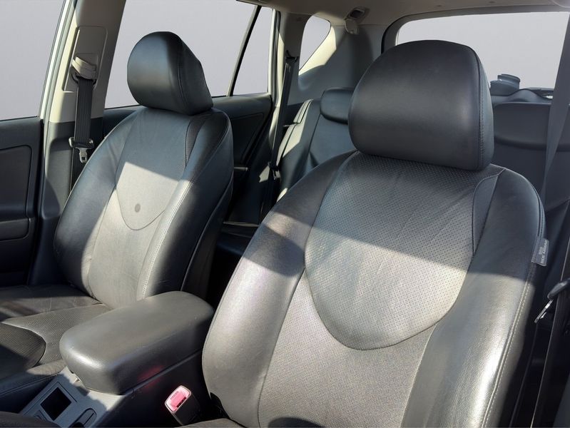 Toyota RAV4 bild 15