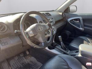 Toyota RAV4 bild 11