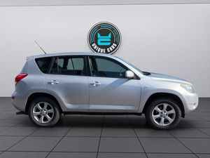 Toyota RAV4 bild 2