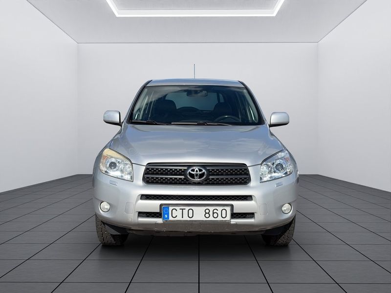 Toyota RAV4 bild 8