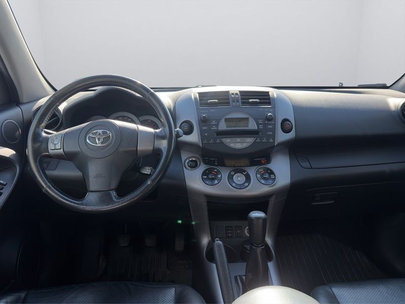 Toyota RAV4 bild 14