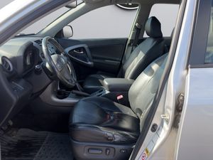 Toyota RAV4 bild 10