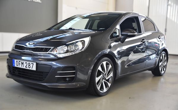 Kia Rio 5-dörrar 1.2 CVVT GLS Euro 5 NYSERVAD P-SENSORER BAK - 2016