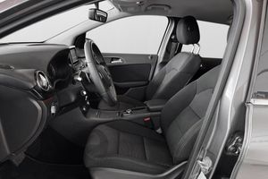 Mercedes B180 bild 16