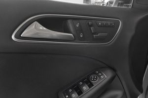 Mercedes B180 bild 17