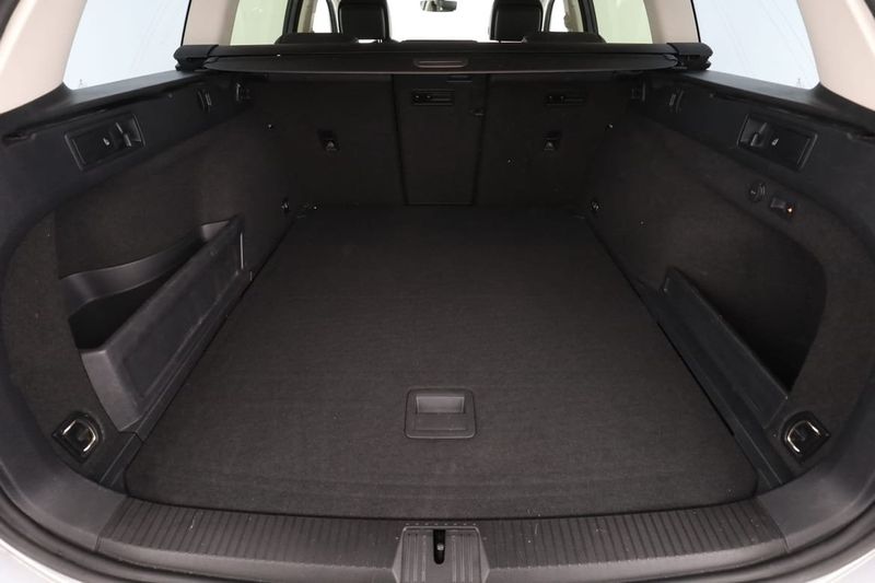 Volkswagen Passat bild 18