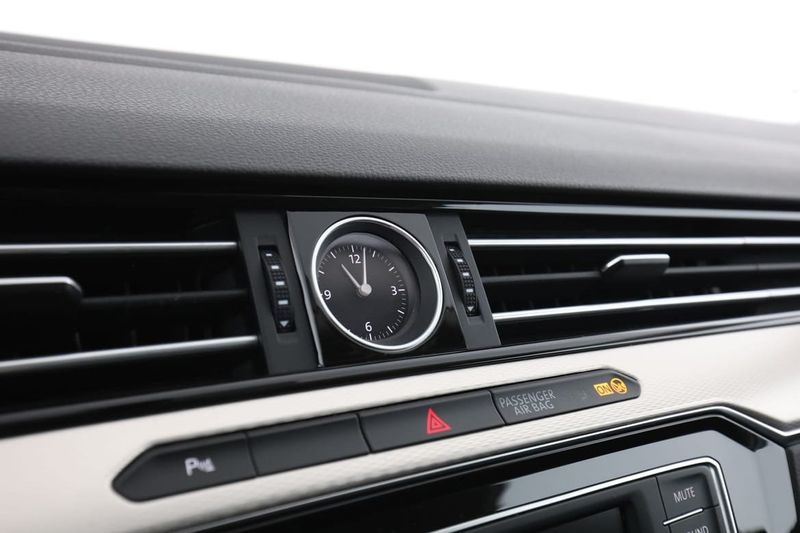 Volkswagen Passat bild 25
