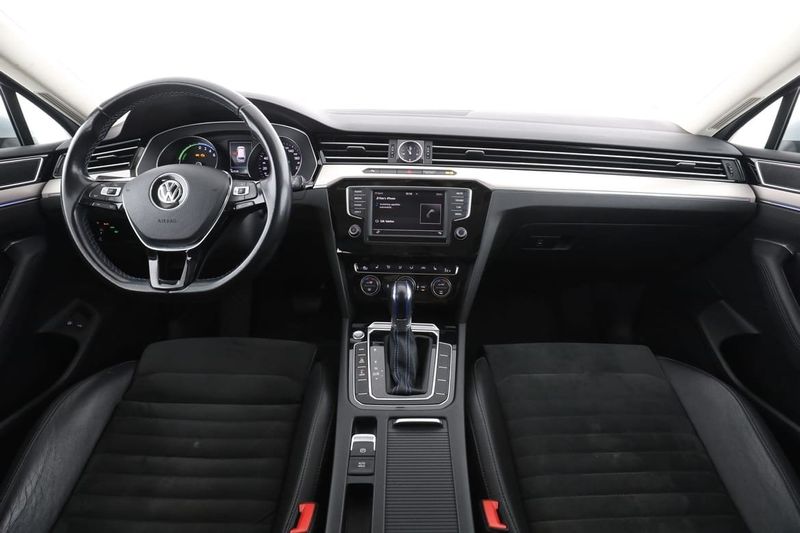 Volkswagen Passat bild 13