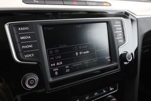 Volkswagen Passat bild 21