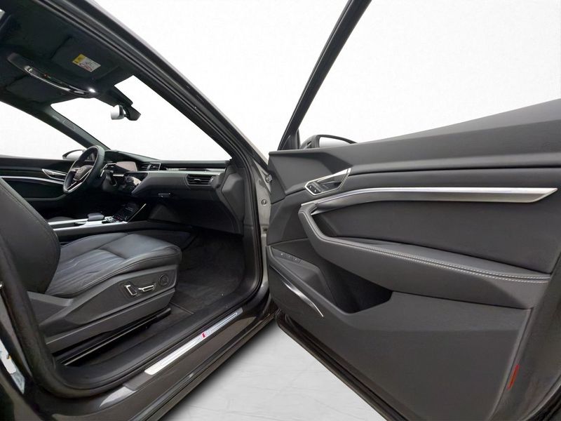 Audi Q8 e-tron bild 12