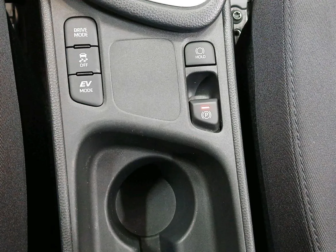 Vehicle image 20