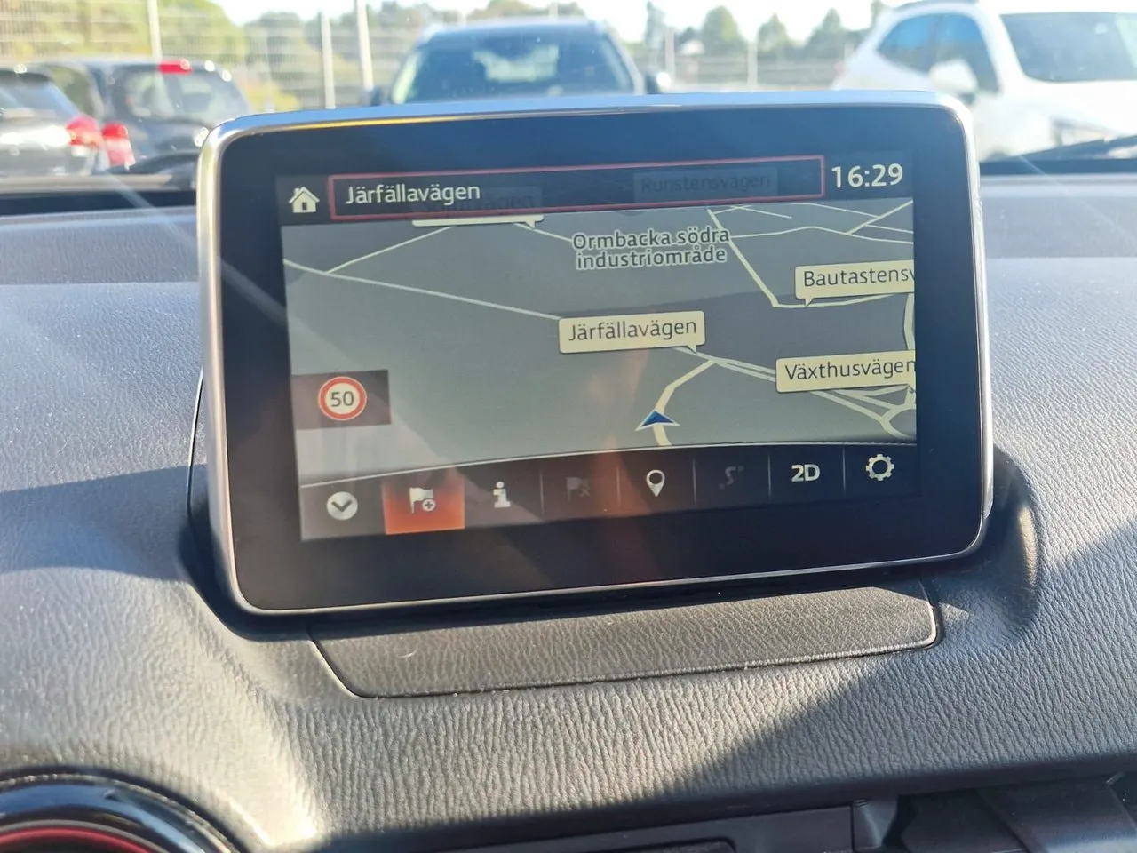 Vehicle image 11