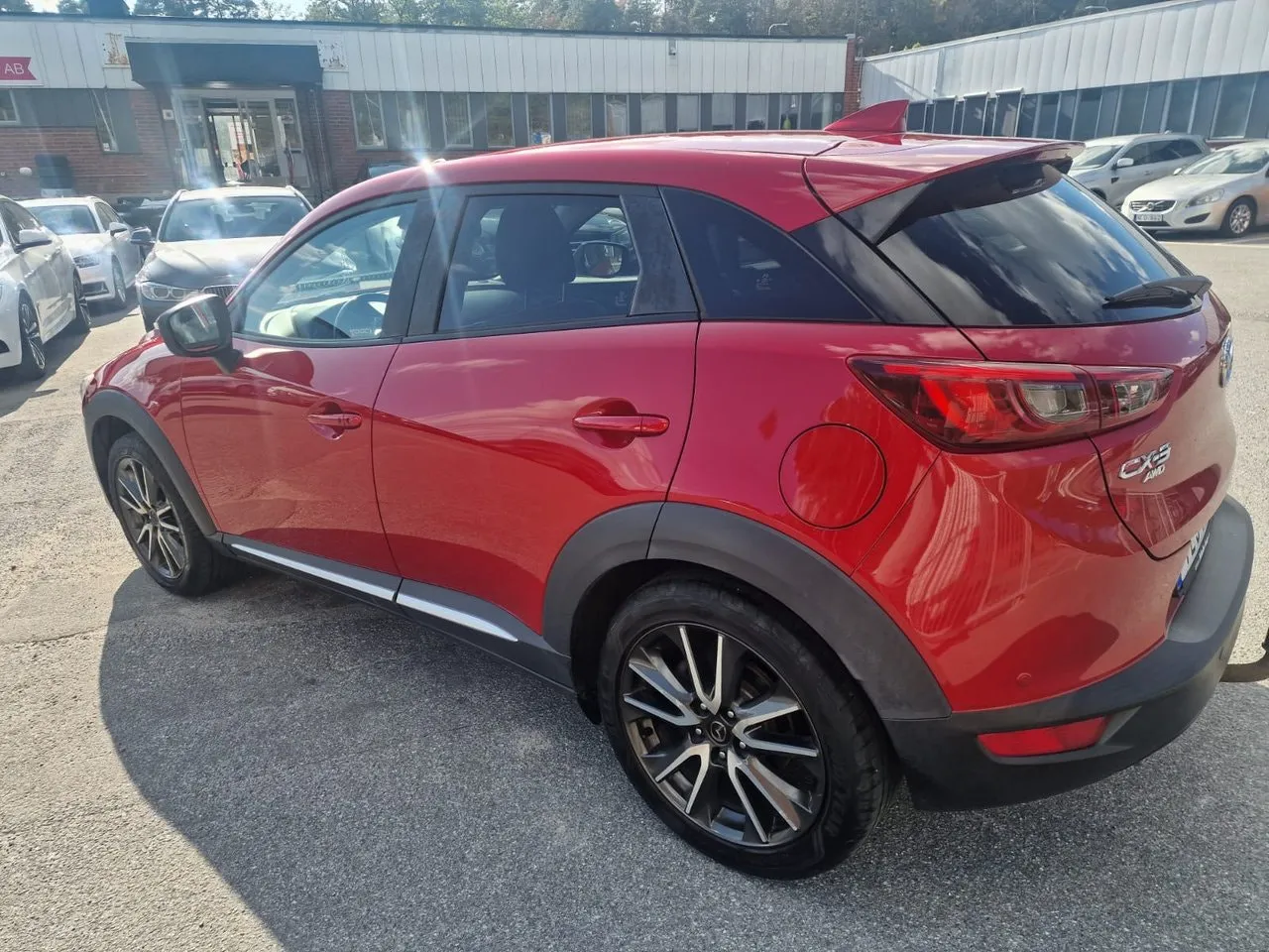 Vehicle image 3