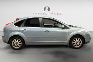 Ford Focus bild 8