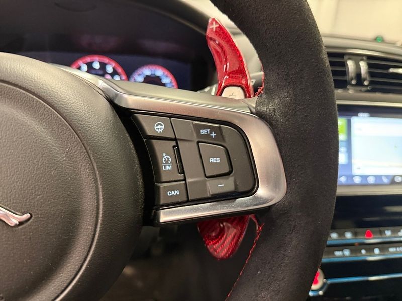 Jaguar XE bild 15