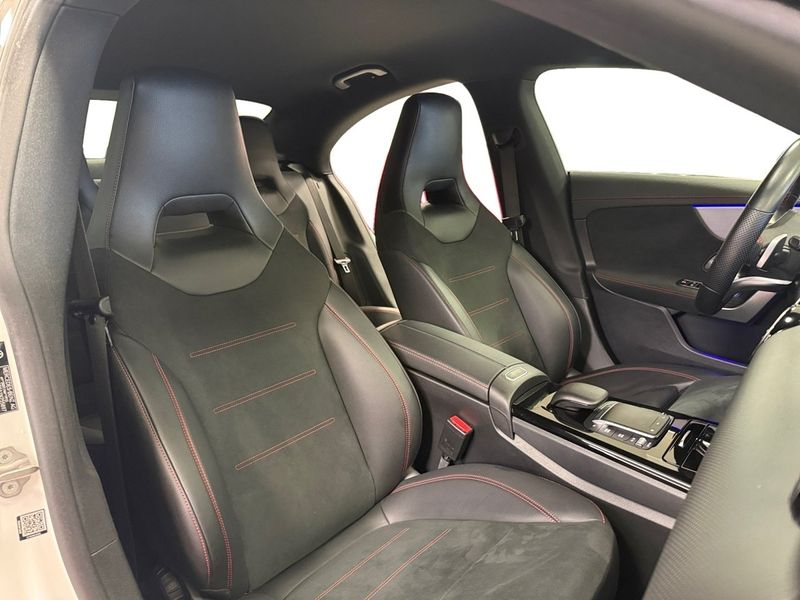 Mercedes CLA180 bild 11