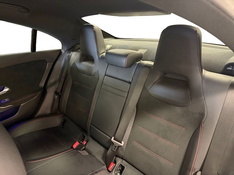 Mercedes CLA180 bild 10