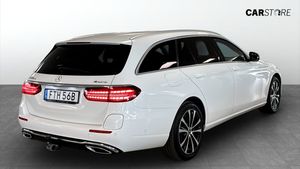 Mercedes E300 bild 2