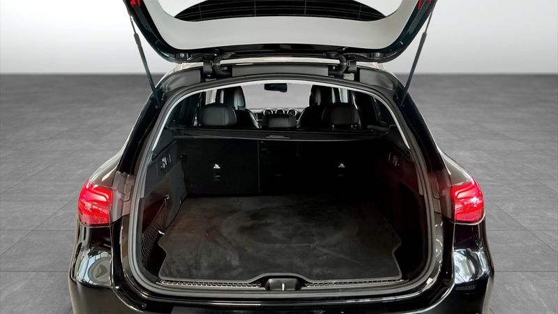Mercedes GLC300 bild 10