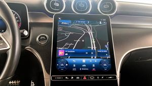 Mercedes GLC300 bild 12