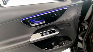 Mercedes GLC300 bild 11
