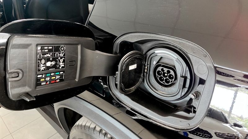 Mercedes GLC300 bild 24