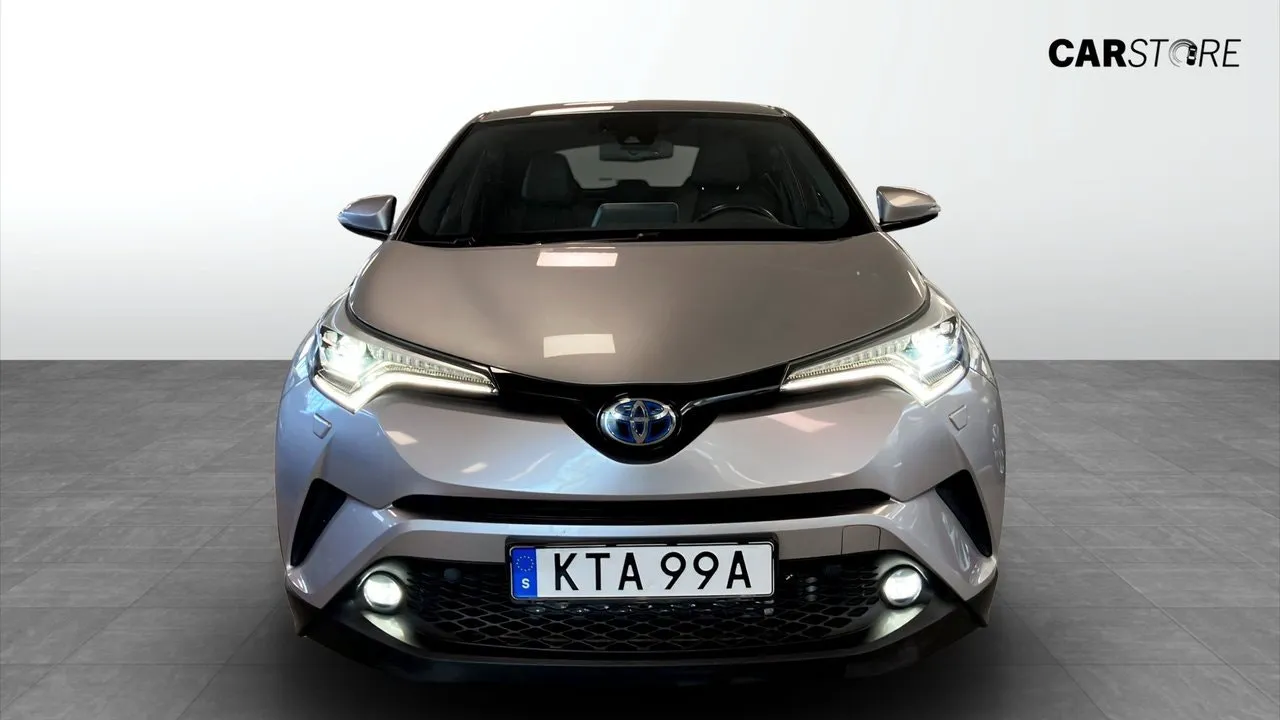 Vehicle image 7