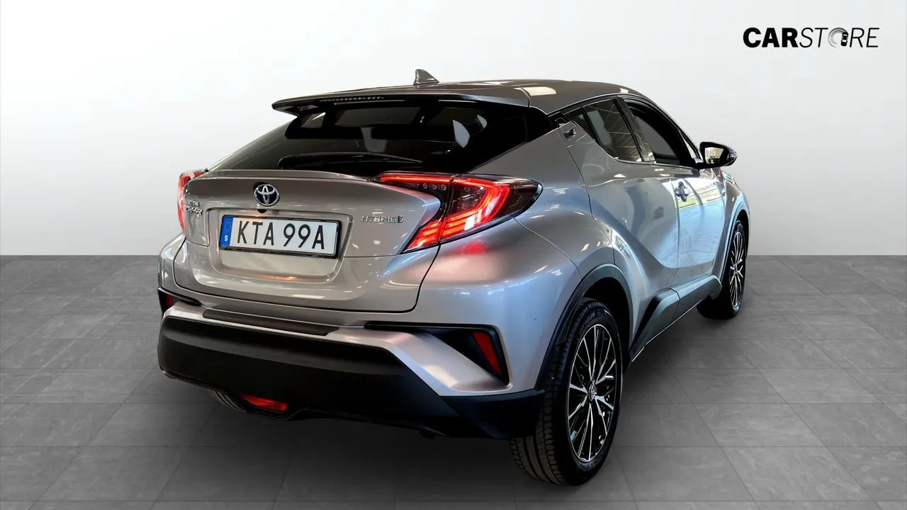 Vehicle image 1