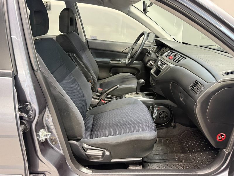 Mitsubishi Lancer bild 10