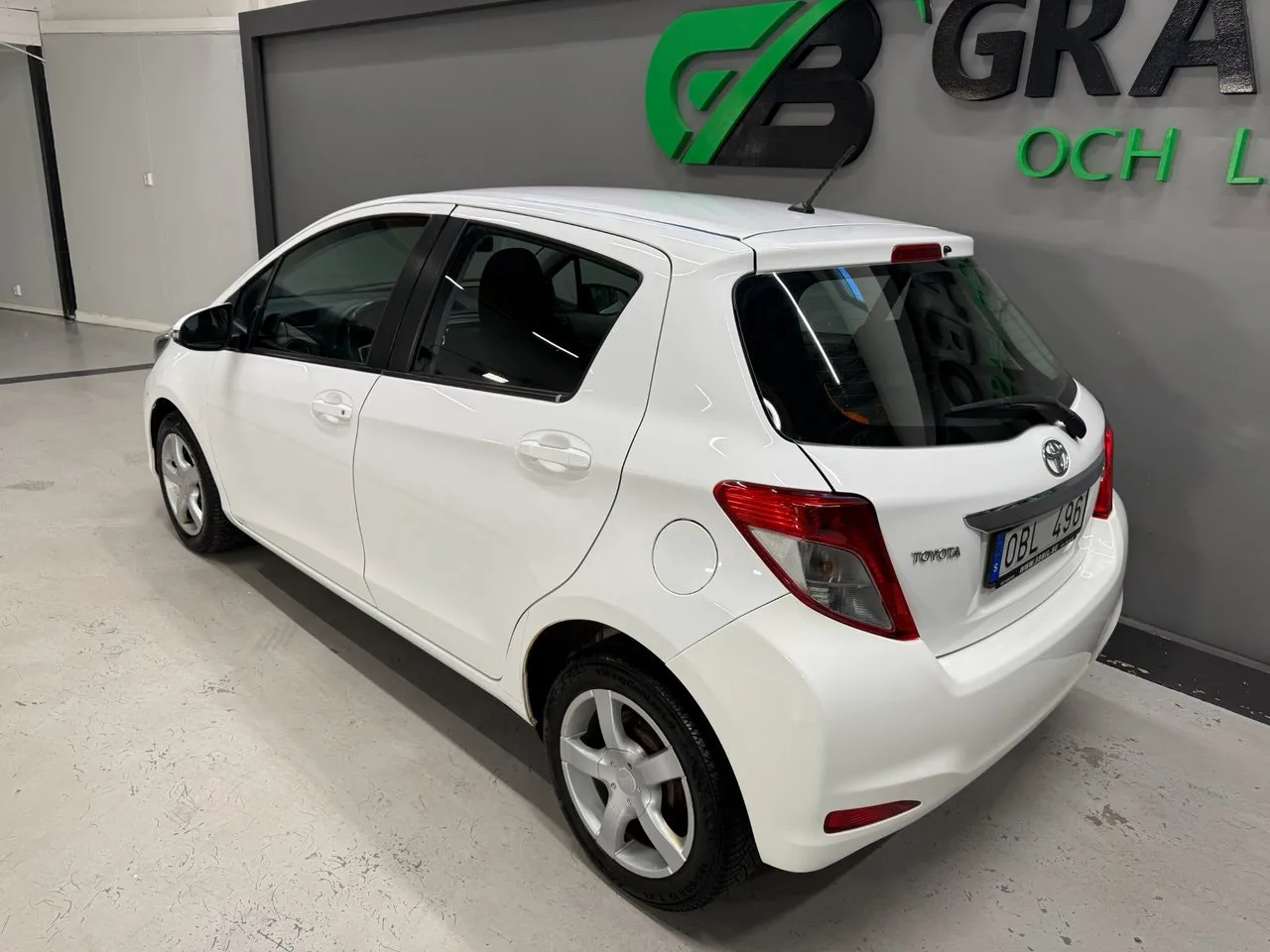 Vehicle image 2