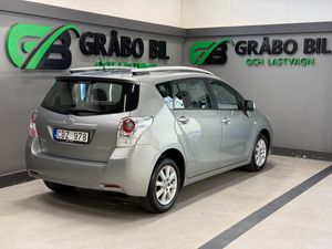 Toyota Verso bild 5