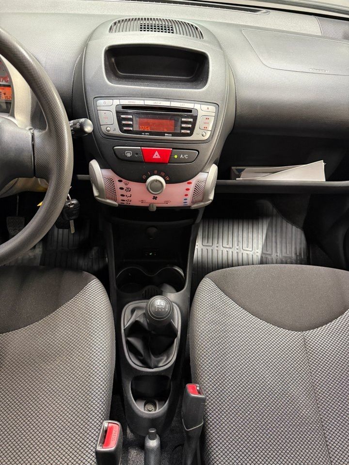 Toyota Aygo bild 15