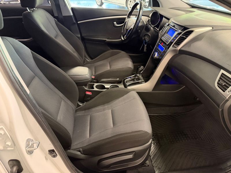 Hyundai i30 bild 9