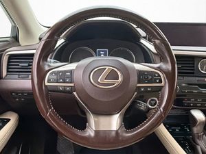 Lexus RX bild 18