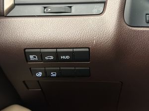 Lexus RX bild 21