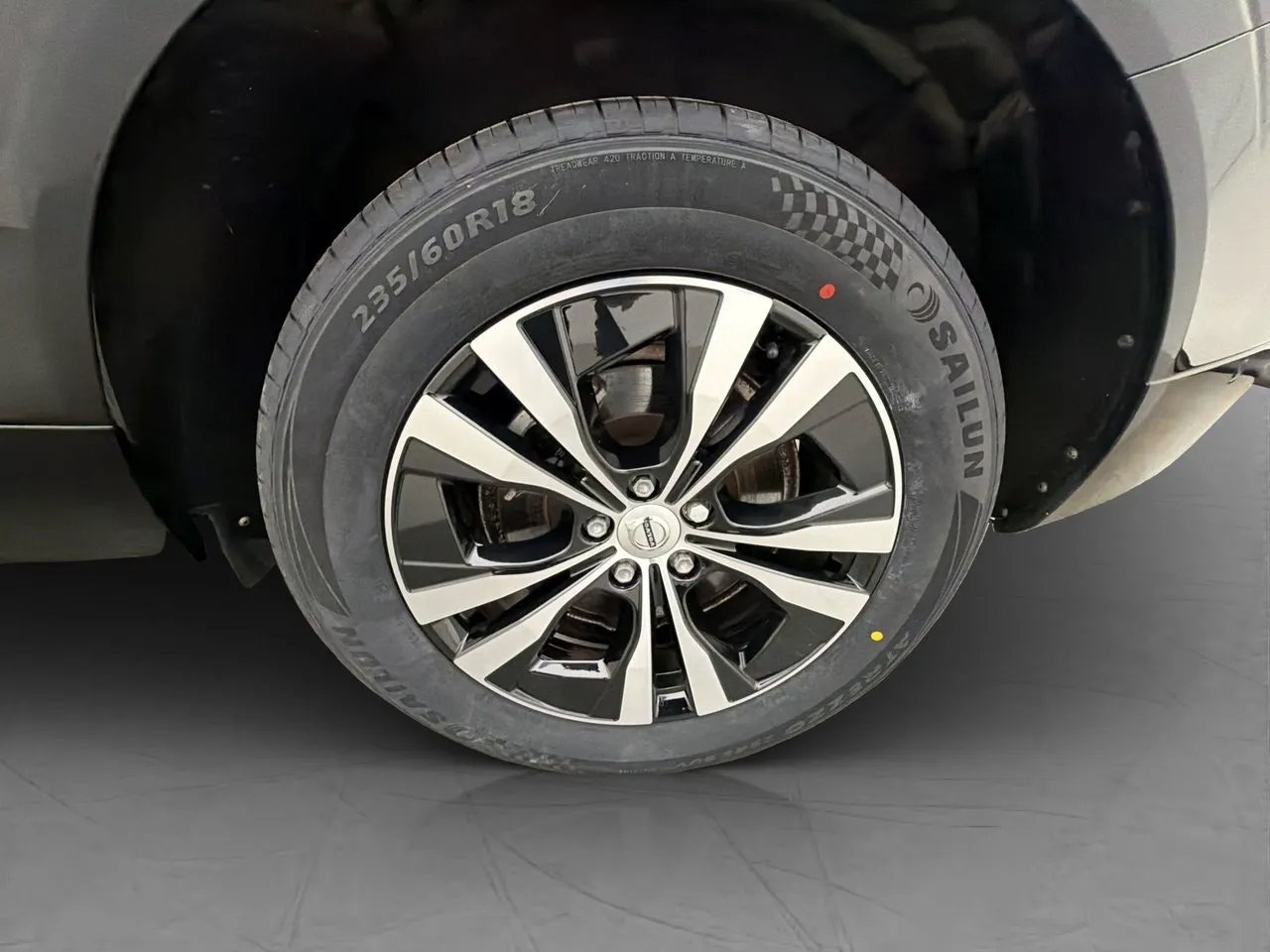 Vehicle image 35
