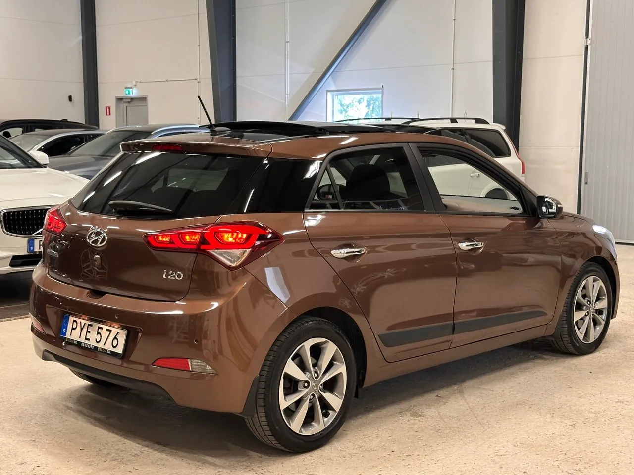 Vehicle image 2