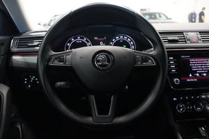 Skoda Superb bild 13