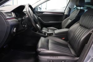 Skoda Superb bild 8