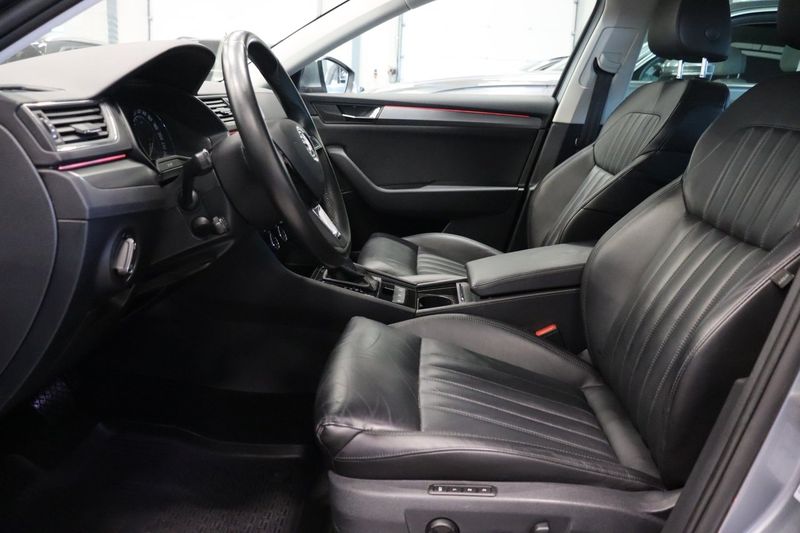 Skoda Superb bild 8