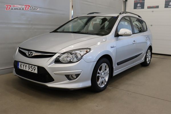 Hyundai i30 cw 1.6 CRDi Manuell, 116hk Business - 2011