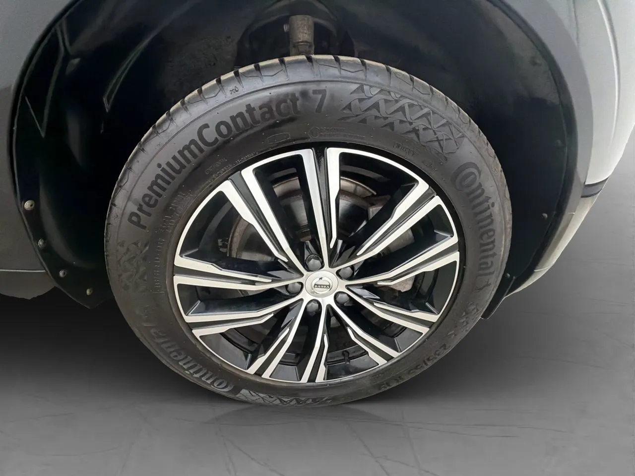 Vehicle image 31