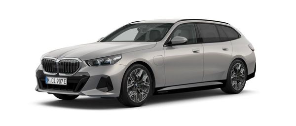 BMW 530 e xDrive Touring M sport Innovation Head up - 2026