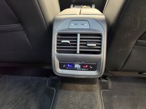 Volkswagen Passat bild 18