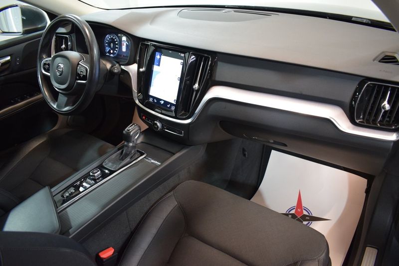 Volvo V60 bild 8