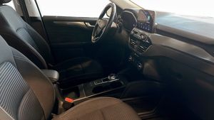 Ford Kuga bild 3