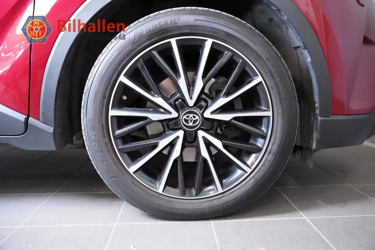 Vehicle image 31
